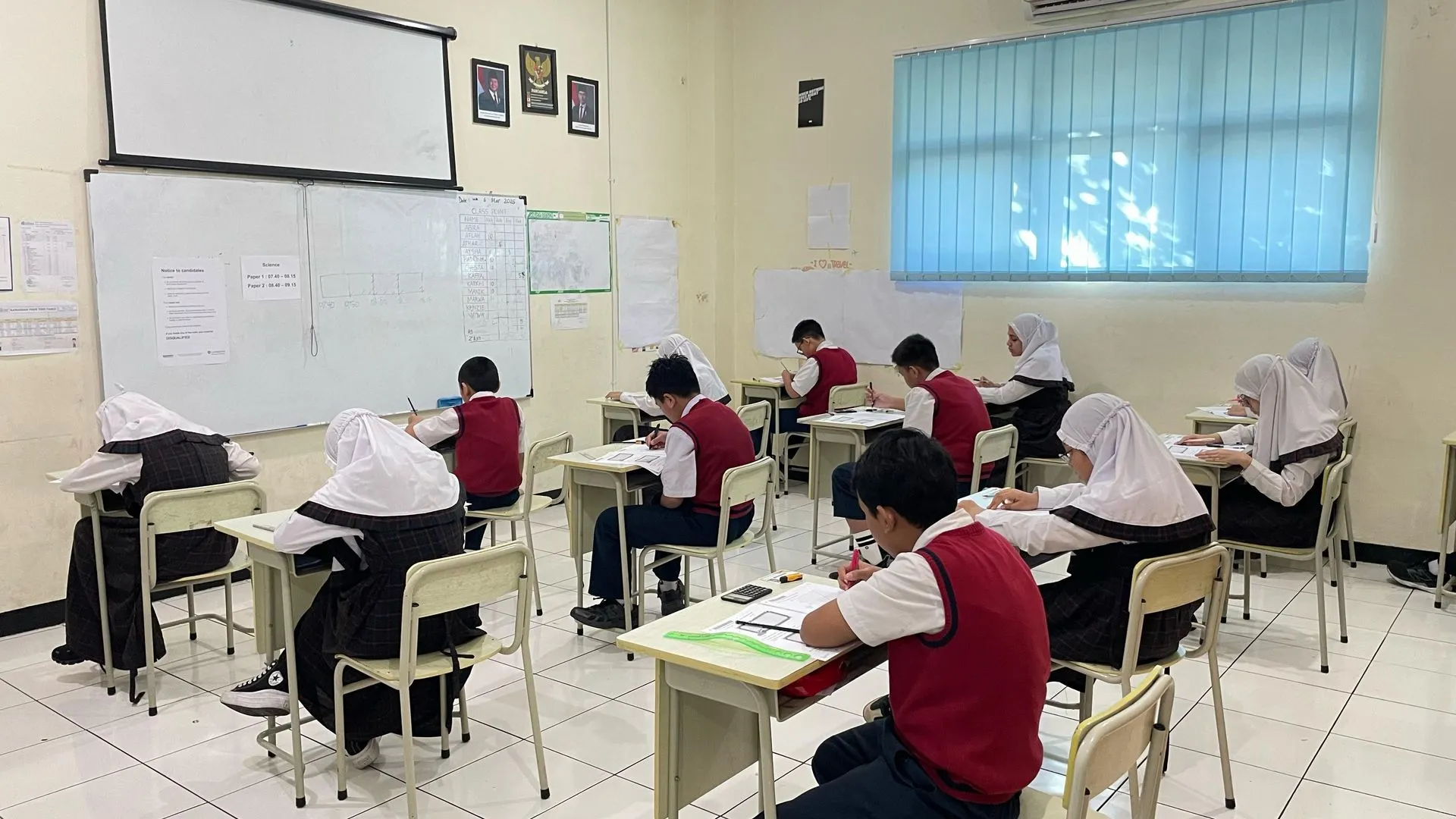 Siswa kembali belajar dengan antusias di sekolah yang telah direvitalisasi